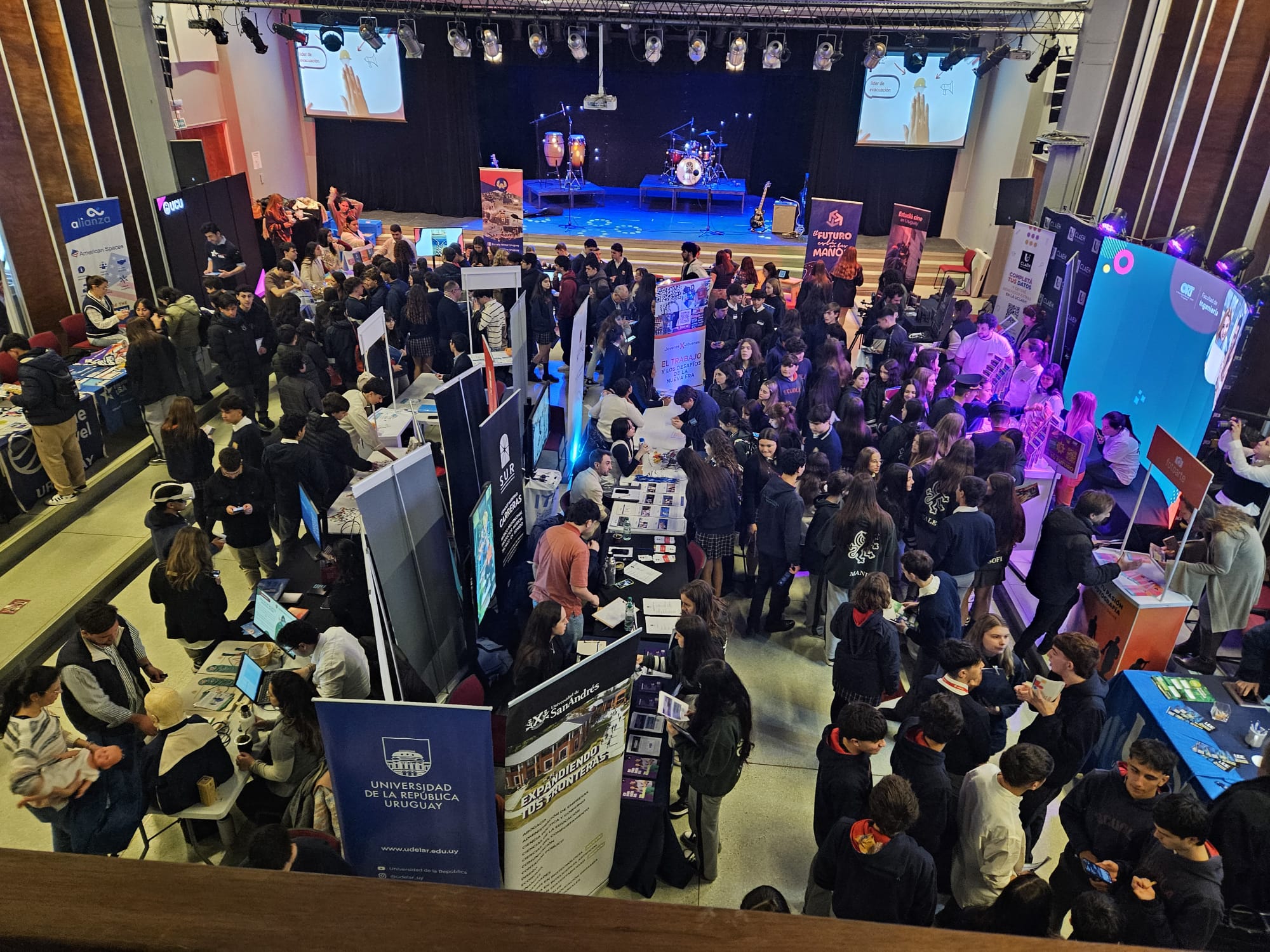 Feria Scuola Italiana di Montevideo